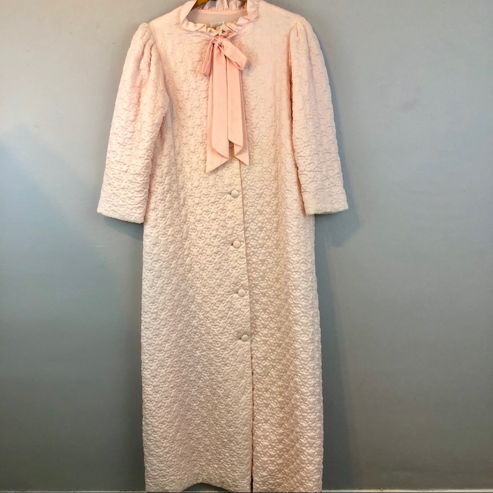 Vintage Ariel Quilted Robe Size Medium